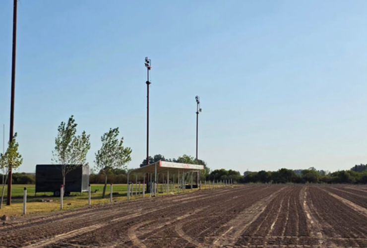 Imagen de La obra de la nueva cancha de hockey de c&eacute;sped sint&eacute;tico de Talleres sigue avanzando
