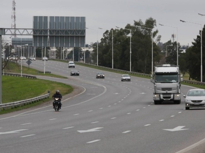 El hecho ocurri&oacute; este martes por la noche alrededor de las 23.30. La polic&iacute;a encontr&oacute; a la v&iacute;ctima fatal sobre la avenida.