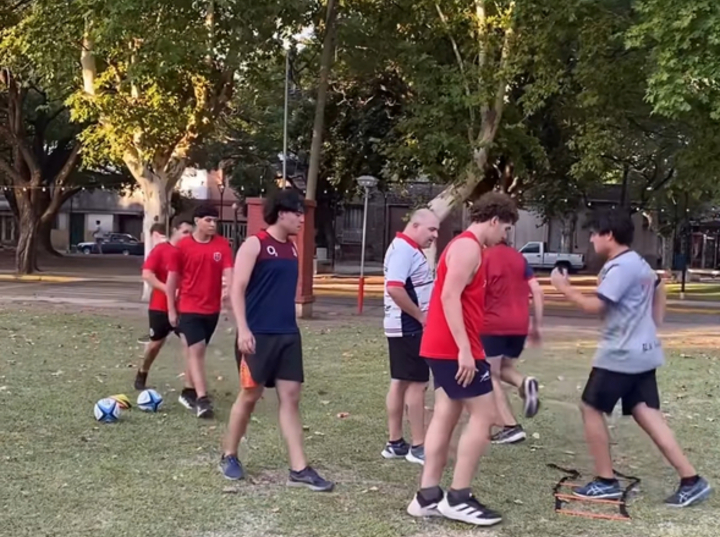 Imagen de Rugby: las inferiores de Talleres entrenan de forma f&iacute;sica y con pelota en la pretemporada 2026