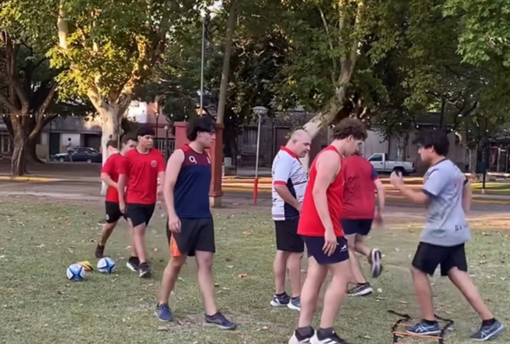 Imagen de Rugby: las inferiores de Talleres entrenan de forma f&iacute;sica y con pelota en la pretemporada 2026