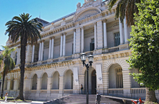 Imagen de Conmoci&oacute;n en la UNR: falleci&oacute; una joven abogada y docente de la Facultad de Derecho