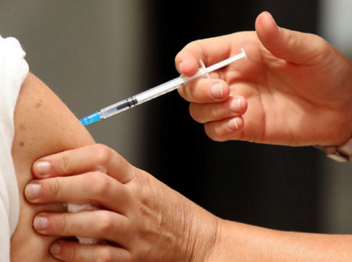 Imagen de Dengue en Santa Fe: ya se aplicaron m&aacute;s de 159 mil vacunas y refuerzan los operativos en Rosario