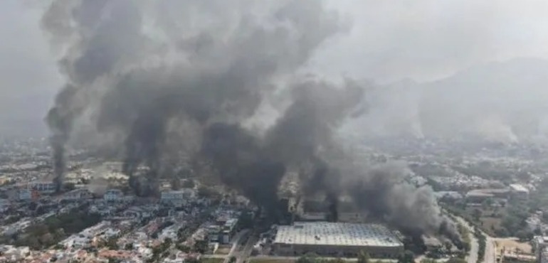 Imagen de M&eacute;xico al rojo vivo: mataron al l&iacute;der narco El Mencho y hay ataques en las calles