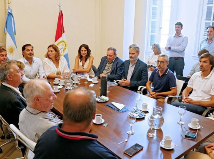 Imagen de Paritarias en Santa Fe: los m&eacute;dicos aceptaron la propuesta salarial del Gobierno provincial