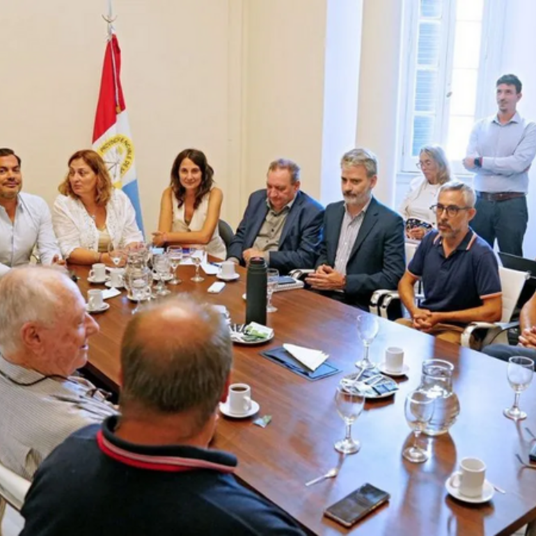 Imagen de Paritarias en Santa Fe: los m&eacute;dicos aceptaron la propuesta salarial del Gobierno provincial