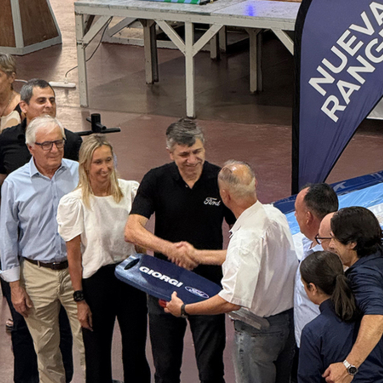 Imagen de Giorgi y Ford acompa&ntilde;an la educaci&oacute;n t&eacute;cnica en Rosario