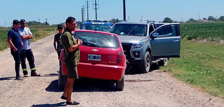 Imagen de Violento choque frontal en el límite entre Arroyo Seco y General Lagos Imagen de Violento choque frontal en el límite entre Arroyo Seco y General Lagos