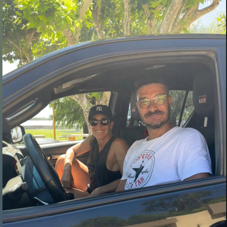 Imagen de Soledad Pastorutti visit&oacute; Arroyo Seco, tras su paso por el Rowing Club