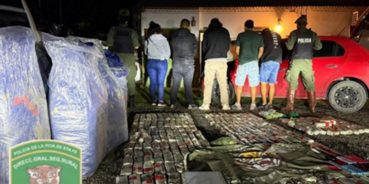 Imagen de Incautan hojas de coca, veh&iacute;culos y equipos satelitales en zona rural de Arroyo Seco