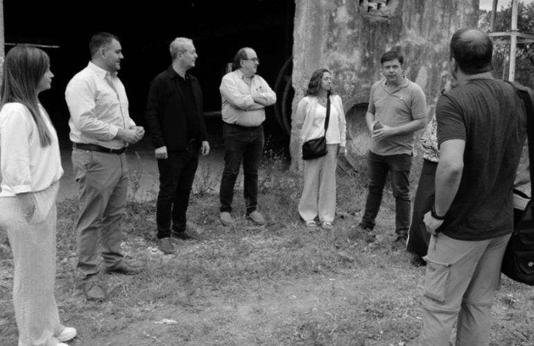 Imagen de La gesti&oacute;n de Tonelli planea un Centro de Innovaci&oacute;n Clim&aacute;tica pero a pocos metros gener&oacute; un basural