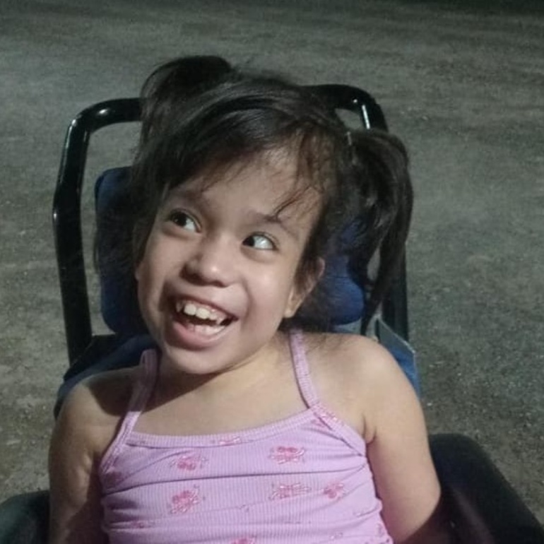 La peque&ntilde;a que necesita de nuestra ayuda.