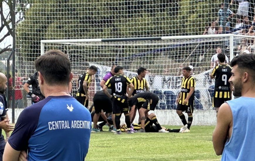 Imagen de La Final de la 'S&uacute;per Copa' entre Central Argentino y Empalme Central se suspendi&oacute; por una agresi&oacute;n a un jugador 'canalla'