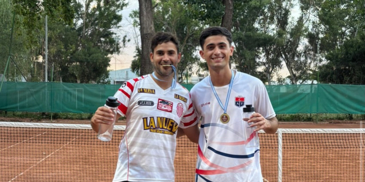 Imagen de Tenis: Talleres, campe&oacute;n en 4ta cat. del Pre Interclubes con la dupla Moresi/Etchebarne