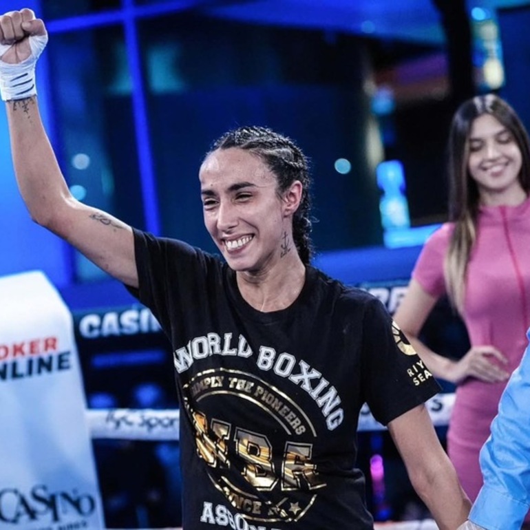 Imagen de Boxeo: Milena Cuello debut&oacute; ganando en el profesionalismo en Buenos Aires