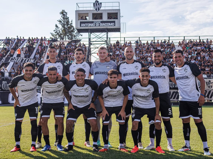 Imagen de Copa Federaci&oacute;n: Uni&oacute;n igual&oacute; 1-1 con Cicl&oacute;n Racing en la Ida de los 4tos de final