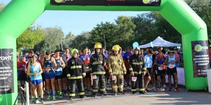 Imagen de Bomberos Voluntarios lanzan la inscripci&oacute;n presencial para la Marat&oacute;n 2026