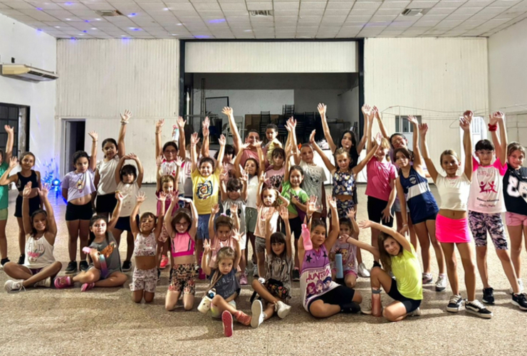 Imagen de Iniciaron las clases de Ritmos en Central Argentino
