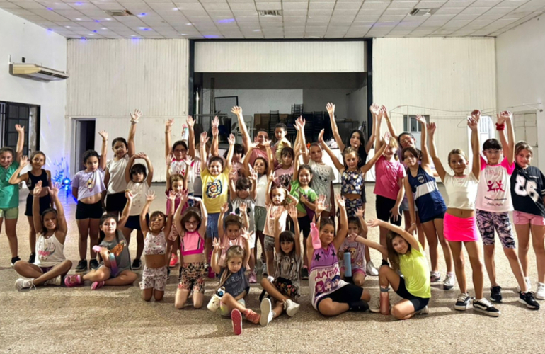 Imagen de Iniciaron las clases de Ritmos en Central Argentino