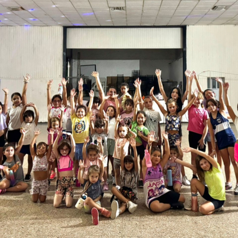 Imagen de Iniciaron las clases de Ritmos en Central Argentino