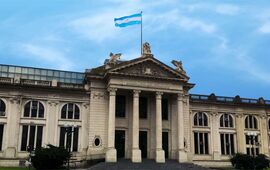 Imagen de Sin actividad en la UNR: los no docentes realizan un paro y las facultades funcionan con guardias m&iacute;nimas