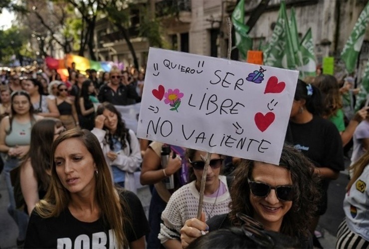 Imagen de 8M: Rosario marcha por el Día Internacional de la Mujer Imagen de 8M: Rosario marcha por el Día Internacional de la Mujer