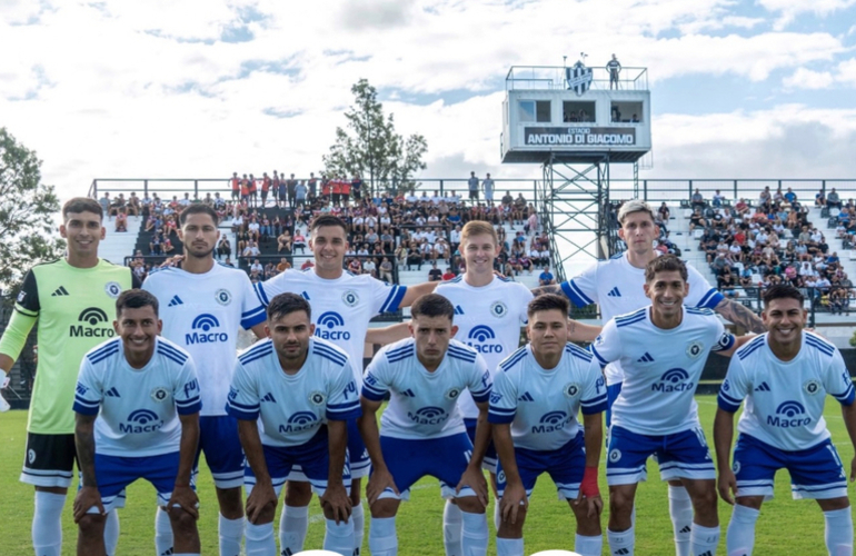 Imagen de Leones F.C., el equipo de la familia Messi jug&oacute; en la cancha de Uni&oacute;n ante El Porvenir