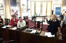 Imagen de Vecina pidi&oacute; intervenci&oacute;n del Concejo por caballos sueltos en Playa Hermosa