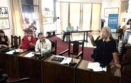 Imagen de Vecina pidi&oacute; intervenci&oacute;n del Concejo por caballos sueltos en Playa Hermosa