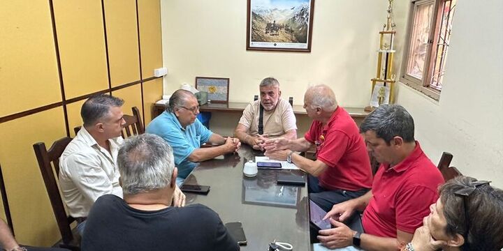 Imagen de Jubilados autoconvocados plantearon inquietudes por las prestaciones de salud de PAMI