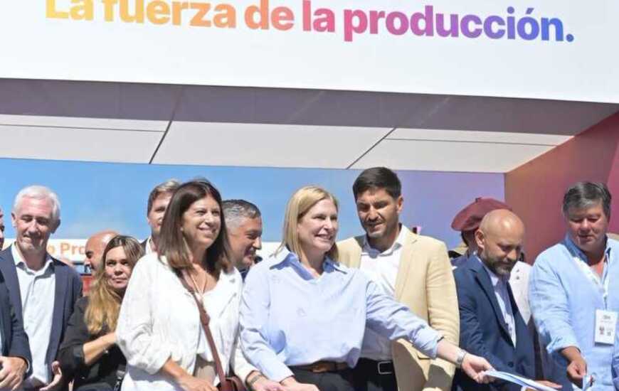 Imagen de Clara Garc&iacute;a en el ExpoAgro: "Apoyar al campo y en entramado productivo es acompa&ntilde;ar la generaci&oacute;n de empleo"