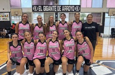 Imagen de Uni&oacute;n en b&aacute;squet femenino debut&oacute; contra Provincial en el torneo de la rosarina