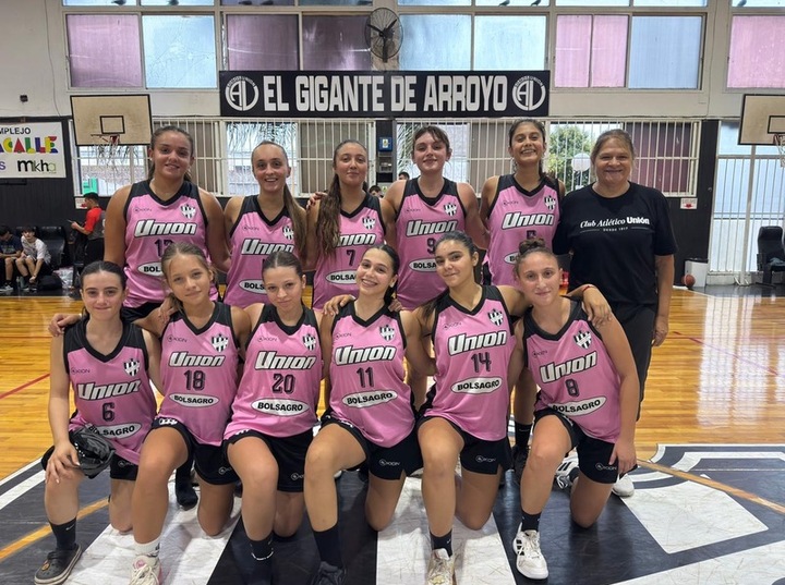 Imagen de Uni&oacute;n en b&aacute;squet femenino debut&oacute; contra Provincial en el torneo de la rosarina