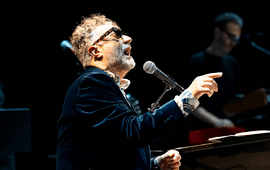 Imagen de Fito P&aacute;ez inaugur&oacute; "Casa P&aacute;ez" en Rosario: una noche de gala, emoci&oacute;n y un mensaje de amor