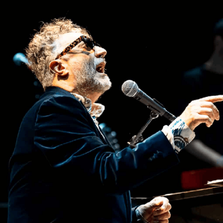 Imagen de Fito P&aacute;ez inaugur&oacute; "Casa P&aacute;ez" en Rosario: una noche de gala, emoci&oacute;n y un mensaje de amor