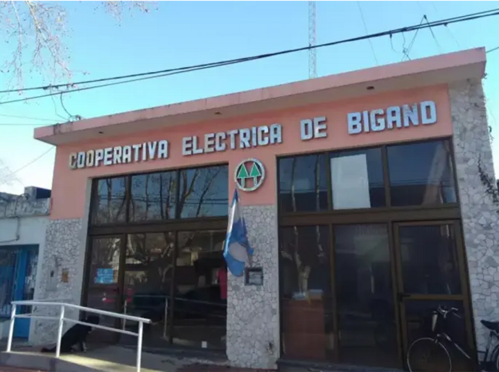 Imagen de Esc&aacute;ndalo en Bigand: denuncian un desfalco de $250 millones en la Cooperativa de Servicios P&uacute;blicos