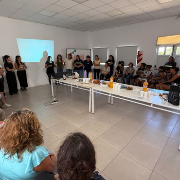 Imagen de Charla abierta y merienda por el '8M' en el CIC