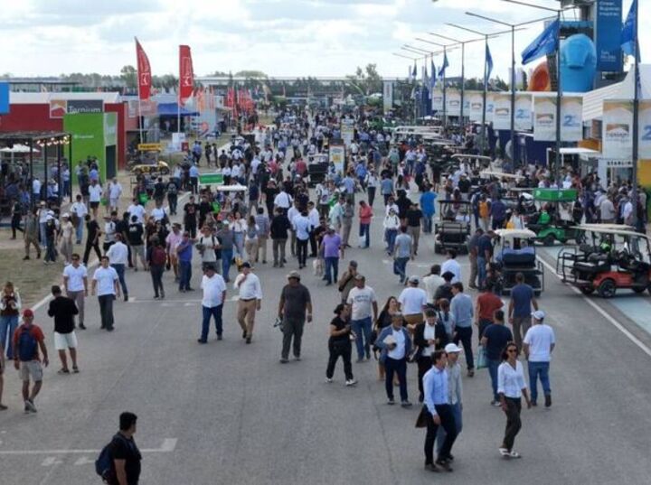 Imagen de R&eacute;cord hist&oacute;rico en Expoagro: Santa Fe impuls&oacute; m&aacute;s de 4.500 solicitudes de cr&eacute;dito para el sector productivo