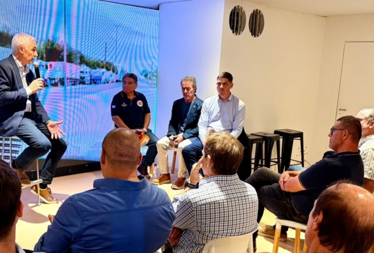 Imagen de Santa Fe presentó en Expoagro el sistema inteligente Stop 5.0 para ordenar el ingreso de camiones a los puertos Imagen de Santa Fe presentó en Expoagro el sistema inteligente Stop 5.0 para ordenar el ingreso de camiones a los puertos