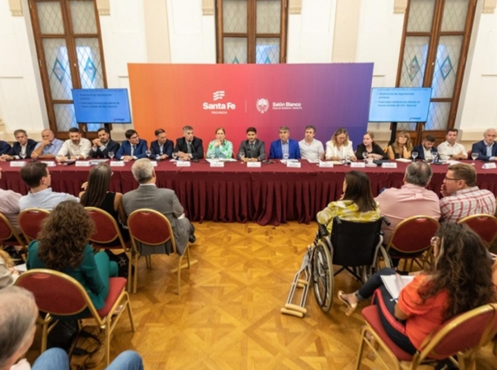 Imagen de Pullaro re&uacute;ne a su gabinete en Santa Fe: cumbre interministerial para definir el rumbo de la gesti&oacute;n