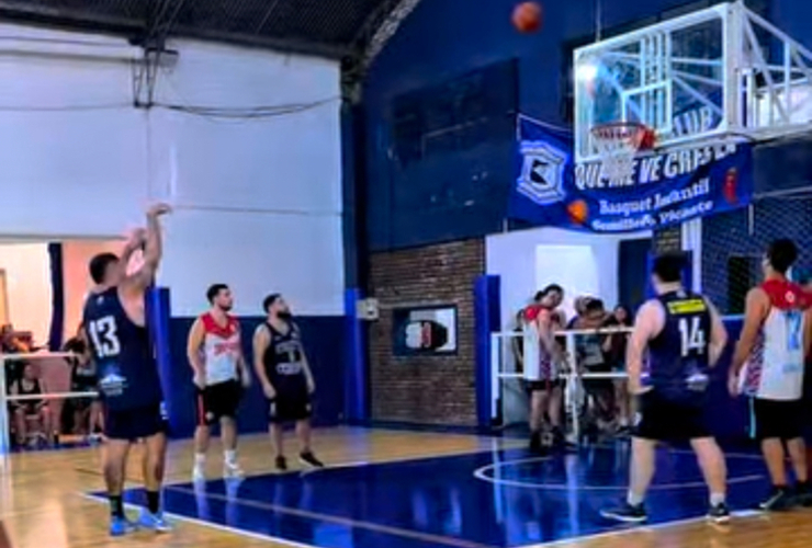 Imagen de B&aacute;squet: Athletic gan&oacute; de local ante Tiro Suizo en Primera C