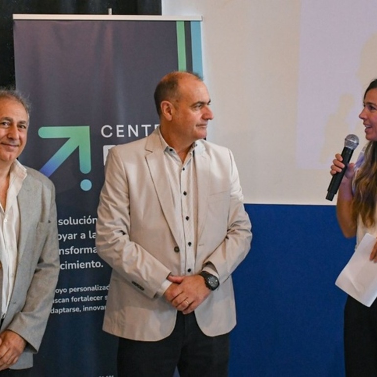 Imagen de Lanzaron el Centro PyME ADERR para fortalecer el desarrollo productivo local