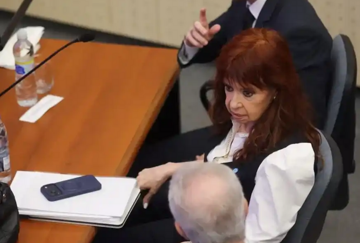 Imagen de Causa Cuadernos: Cristina Kirchner volvi&oacute; a denunciar "persecuci&oacute;n judicial" ante el Tribunal