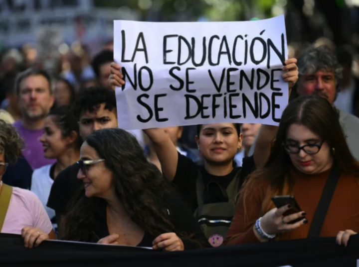 Imagen de Universidades en pie de lucha: clases p&uacute;blicas y protestas en reclamo de la Ley de Financiamiento