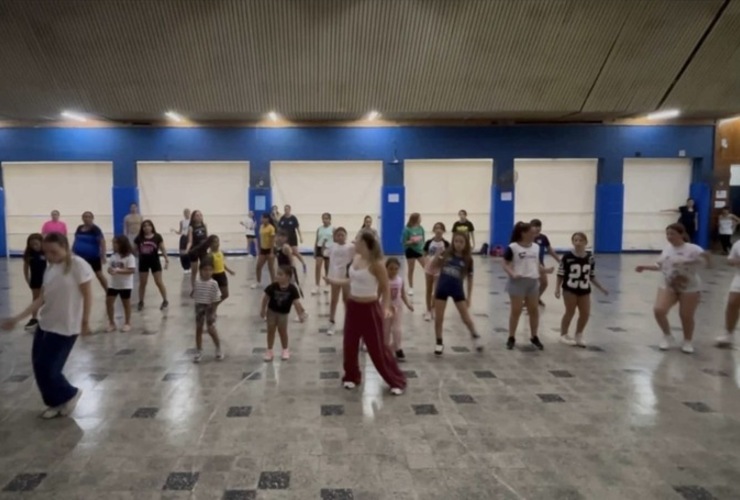 Imagen de Danzas Urbanas de Athletic inici&oacute; con su primera clase exitosa