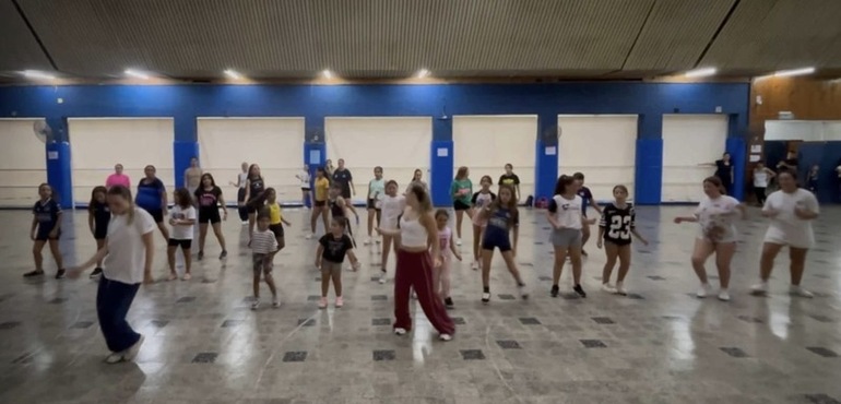 Imagen de Danzas Urbanas de Athletic inici&oacute; con su primera clase exitosa