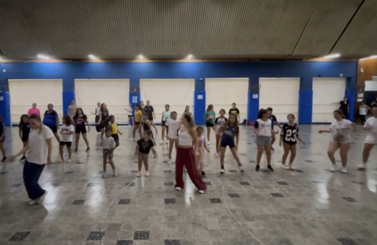 Imagen de Danzas Urbanas de Athletic inici&oacute; con su primera clase exitosa