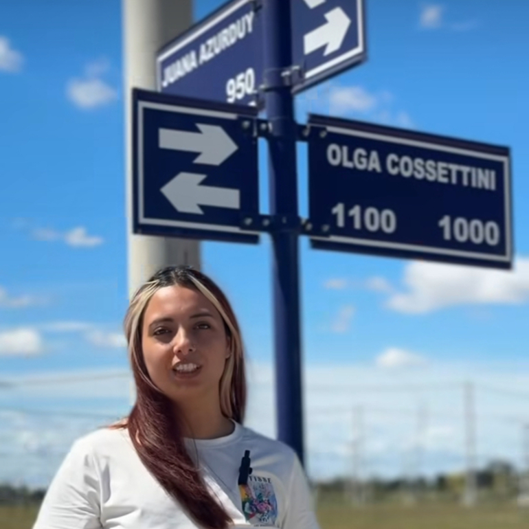 Imagen de 8M: barrio laguense recuerda a mujeres que dejaron su huella en Argentina