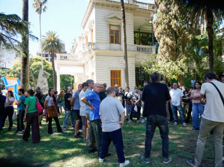 Imagen de Crisis en discapacidad: inicia un nuevo paro en reclamo de una Ley de Emergencia