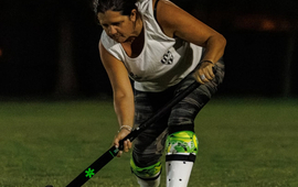 Imagen de Las 'Mami Hockey' de Uni&oacute;n ganaron en su debut en la Liga en Rosario