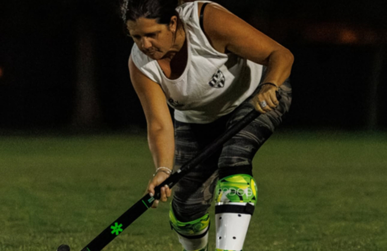 Imagen de Las 'Mami Hockey' de Uni&oacute;n ganaron en su debut en la Liga en Rosario